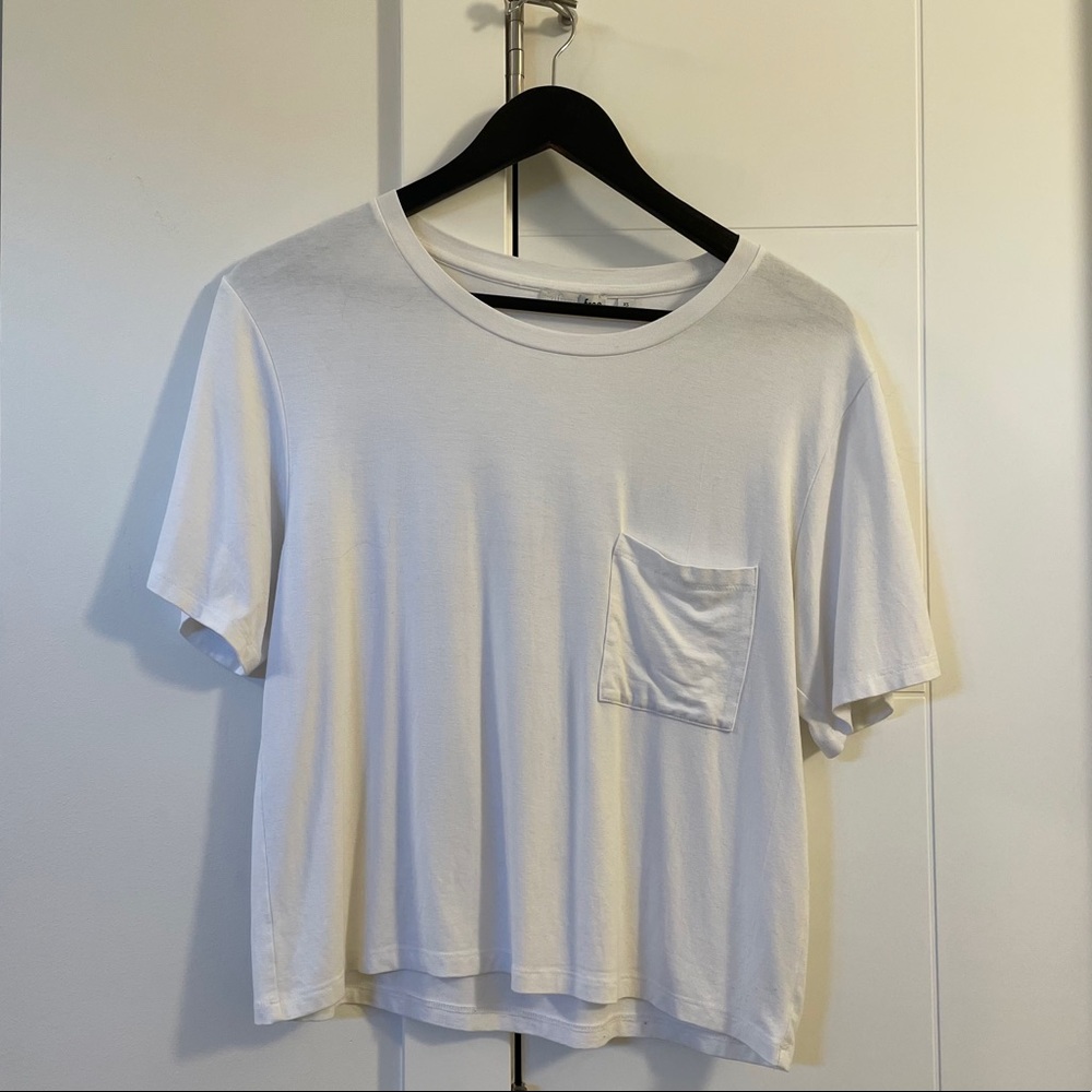 TNA t-shirt